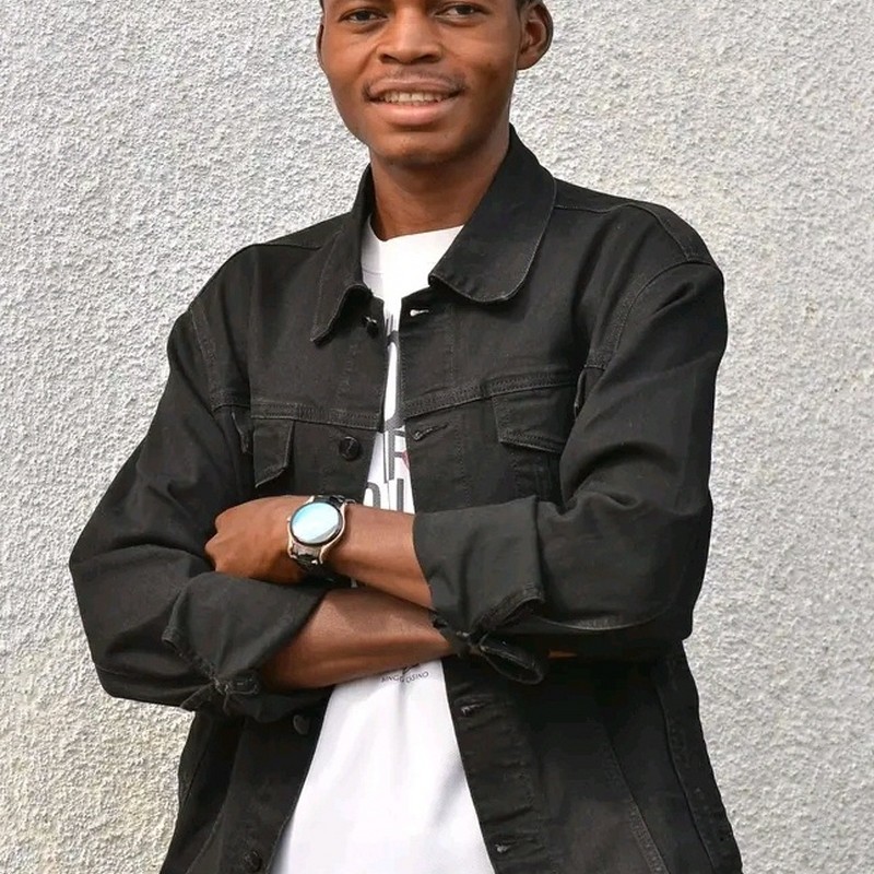 Dieudonné KATAMBAYI Image 1