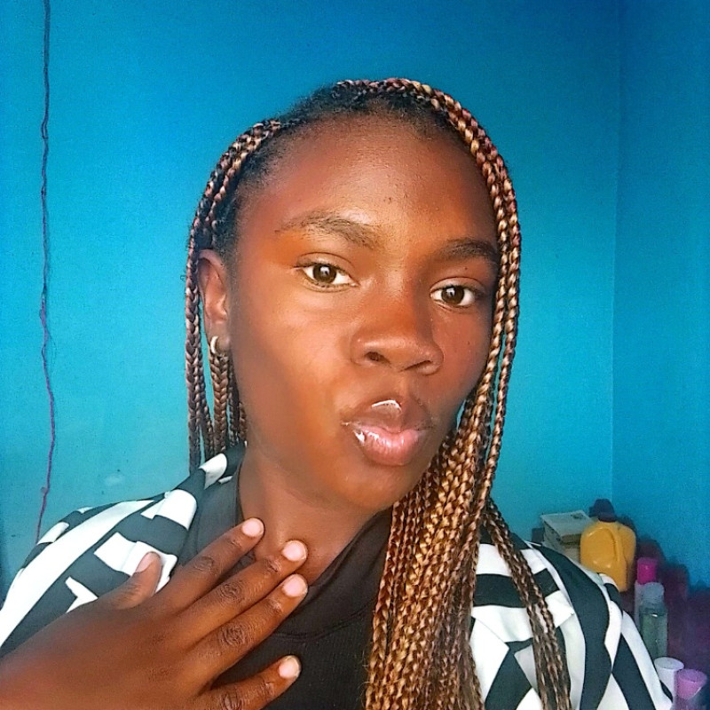 OSSONGO FOUDA ROSIANE GÉRALDINE Image 1